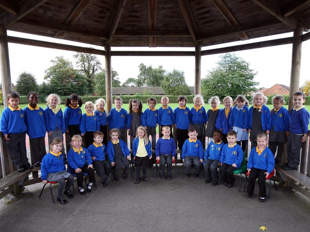 Headlands Primary school First Class pic 1 of 2 (Class one)