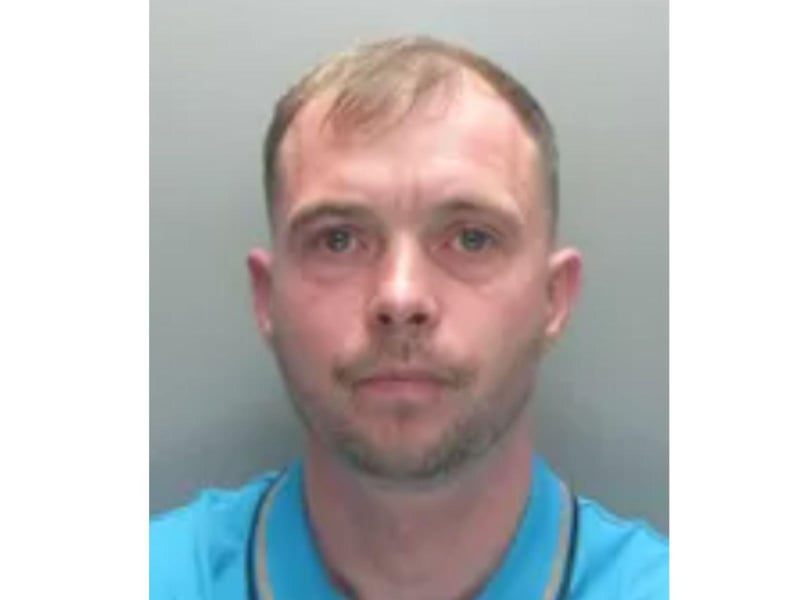 Gerard Connors is wanted in connection with a burglary in Blisworth, Northants, that happened on 27th November, 2021. Gerard is suspected to have forced entry to a large, detached property and stole items including jewellery valued at more than £13,000. He has links to Newcastle, Germany, and Ireland.