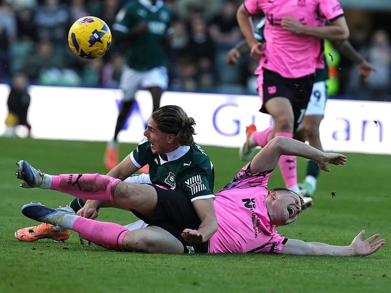 Endured a difficult 35 minutes before Nolan wisely took him off. Booked needlessly inside five minutes and was then caught napping as Mumba nipped in for Plymouth's best chance of the game. His second foul was a debatable one but once the ref gave it, a red card could quite easily have followed... 5