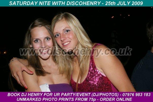Nostalgic pictures from a night out down Bridge Street 15 years ago