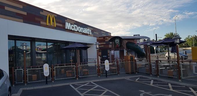 McDonald's - St James Retail Park, Towcester Rd - is rated 3.7 from 1,109 reviews.