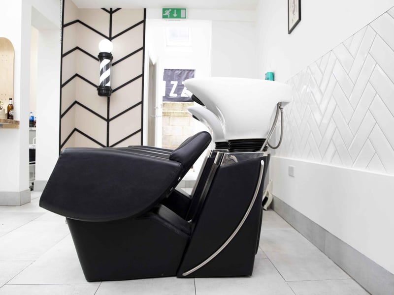 Stylish new barber shop opens in Wellingborough Road