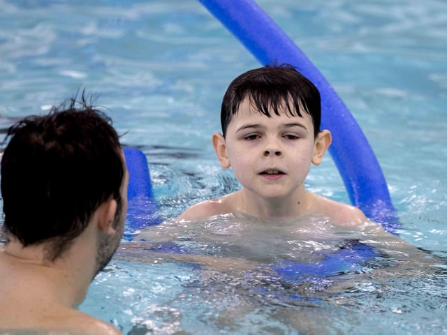The event was held on Saturday February 25 at The Duston School. It aimed to get participants who cannot swim started, and assess and improve the ability of those who already can swim.
