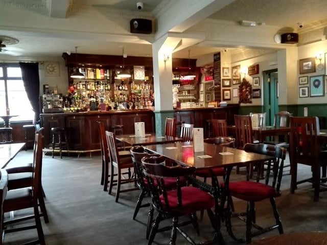 "Absolutely wonderful experience, great food, great service, wonderful atmosphere" - Rated: 4.6 (915 reviews)