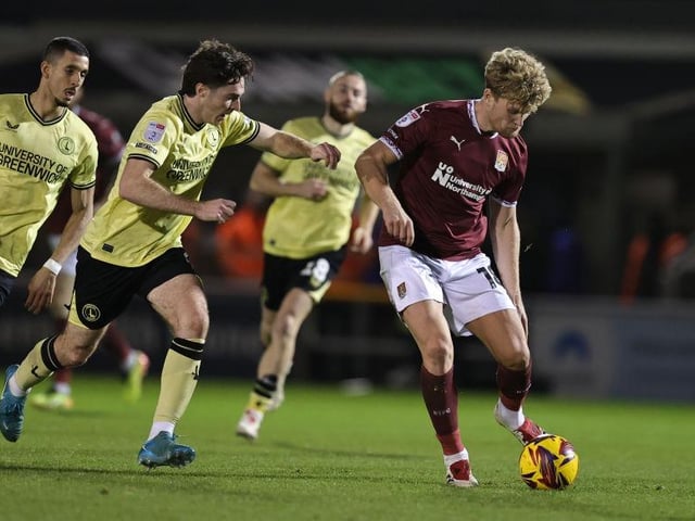 Completely nullified as Charlton bossed the midfield battle. He did have Town's two most threatening moments but they were barely even half chances... 5