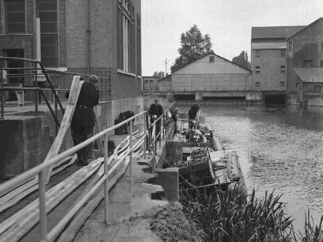 Fire brigade exercise by power station in Midsummer Meadow, Northampton, September 10, 1961