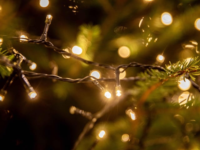 The service, hosted by Cynthia Spencer Hospice, took place on Tuesday (December 10), and encouraged people to remember loved ones this Christmas.