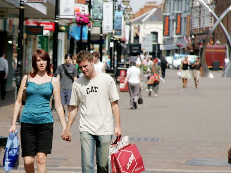 2006 - Summer fashion on Abington Street