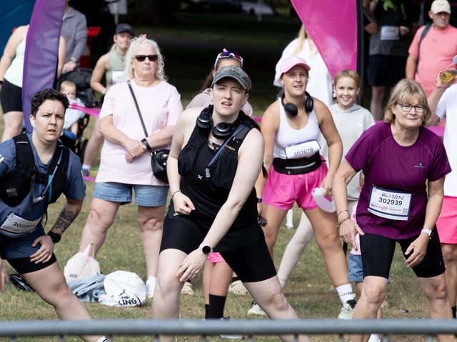 Hundreds of participants ran, jogged and walked around Abington Park on Sunday to raise money for Cancer Research UK.