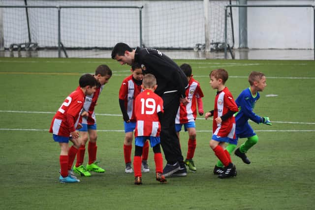 Little Kickers offers pre-school football sessions