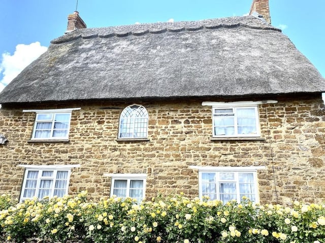 Muddy Stilettos said: “Bordering the Cotswolds and just a few minutes from the historic market town of Banbury, Middleton Cheney straddles the best of both worlds. A good sized village and vibrant and arty community within easy reach of the M40.”