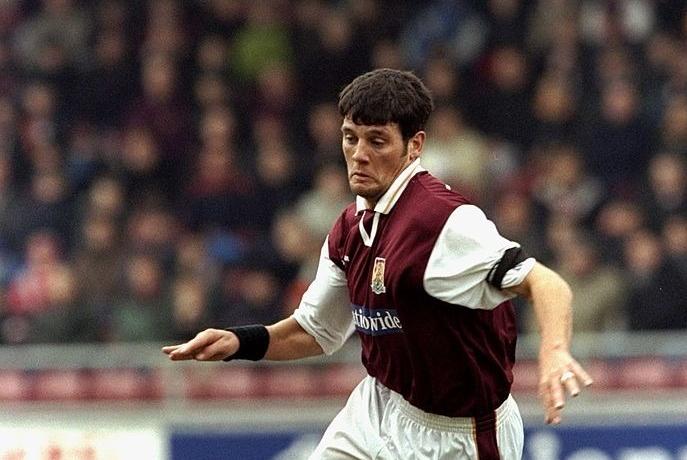 On July 28, 2000, after a successful CONCACAF Gold Cup with Canada, Corazzin signed with Oldham Athletic. He went on to win 59 caps for Canada and ended his career in 2006 after three seasons in Vancouver.
