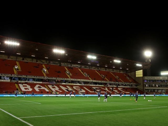 Atmosphere: 60
Location: 70
Stadium view: 80
Infrastructure: 60
Food: 60
