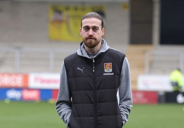 Again got through a ton of work at the top of the pitch. His flick on sent Hoskins away for a good chance. Chased lost causes and tussled with defenders. It might not be flashy or exciting but it's vital work for the team. He had nothing left by full-time... 7.5