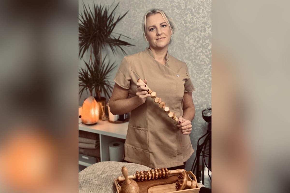 This lymphatic drainage therapist offers treatments very popular with ...
