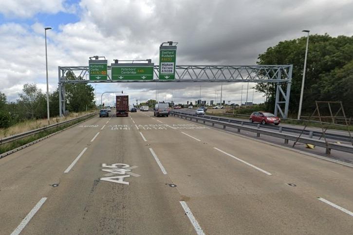 Witness appeal after Chowns Mill roundabout road rage incident
