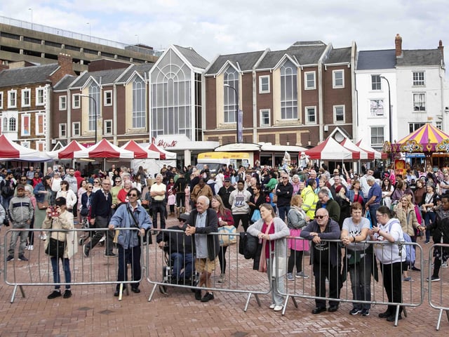 Hundreds enjoyed music, circus acts, and memories from the decade during a sixties celebration event in Northampton's Market Square on Saturday (September 24).