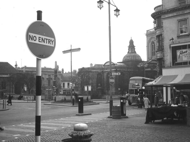 New "no entry" signs between Market Square and the Abington Street-Mercer's Row junction, Northampton, February 24, 1959