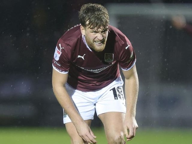 Lots of huffing and puffing without the quality to accompany it. Can't accuse any player of not having the willingness to put in the hard graft though... 6