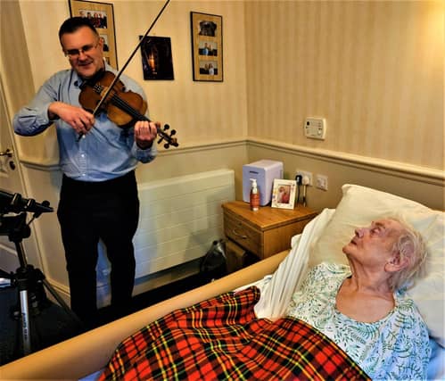 Amazing sound of the Violin