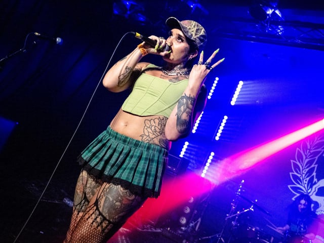 Zand on stage at the Multitude Festival at the Craufurd Arms in Milton Keynes on Sunday, August 8. Photo by David Jackson.