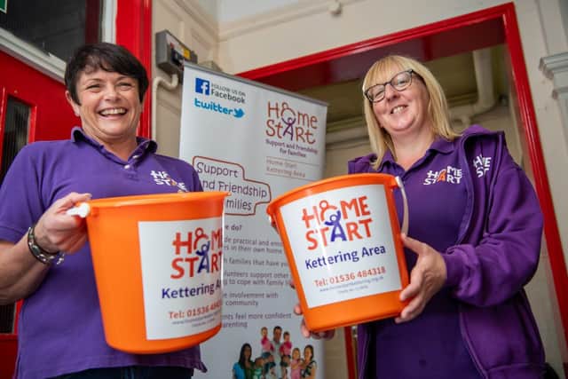 B&amp;DWC - SGB-15173 - Members of Home-Start Kettering at their offices