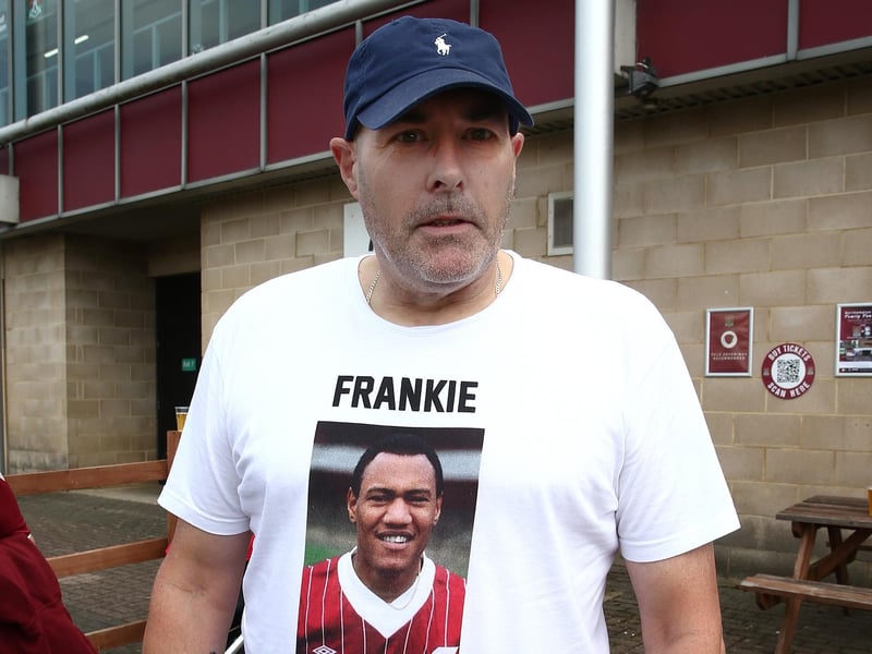 Northampton Town fan Andy Muddiman wears a tee shirt in tribute to former Northampton Town player Frankie Belfon during the pre-Season Friendly match between Northampton Town and Birmingham City at Sixfields on July 24, 2021 in Northampton, England. (Photo by Pete Norton/Getty Images)