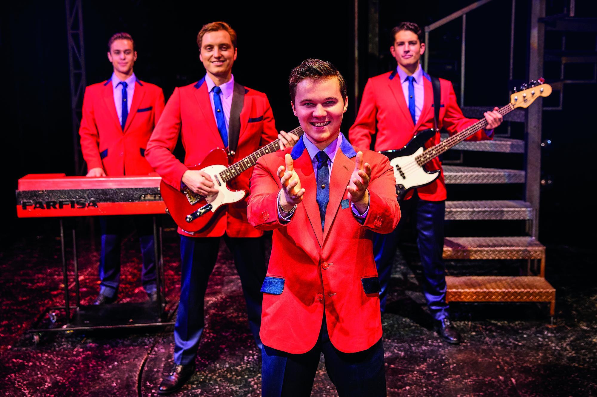 Review: Jersey Boys hits all the high notes on Northampton stage | Northampton Chronicle and Echo - Vimarsana News