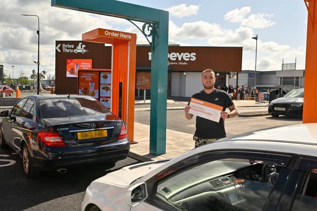 Here's what a Popeyes looks like elsewhere in the UK