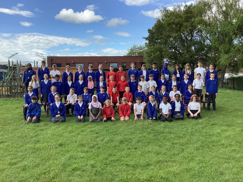 Year 6 leavers from Hopping Hill Primary School.