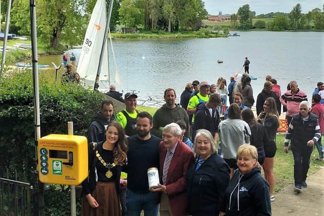 Cransley SC celebrates new defibrillator thanks to charity RALPHH.