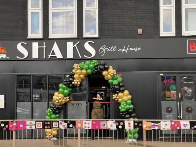 Family-run restaurant Shaks Grill House launched on September 1 in the former Barclays bank building directly opposite Franklin’s Garden in Weedon Road. The restaurant is the latest venture of Northampton resident and chef, Mohamed ‘Shaan’ Shanur, who has worked in the food industry for more than 35 years. This opening followed the success of his smash burger takeaway next door at 67 Weedon Road, which launched in late 2024.