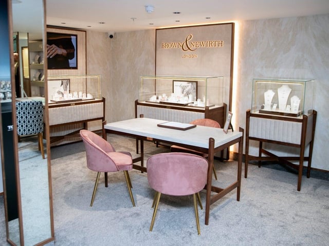 The stunning ice sculpture at Michael Jones Jeweller