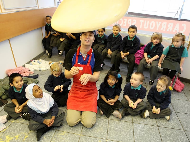 2008 - Children from Castle Primary School reception class at Domino's Pizza, making pizzas as part of food learning, with David Litchfield, franchisee from the Horsehoe Street branch of Domino's Pizza.