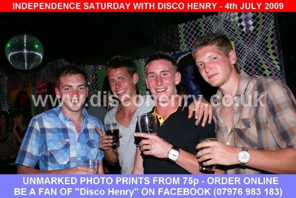 A Saturday night out at Reflex Bar in July 2009. Photo: Disco Henry