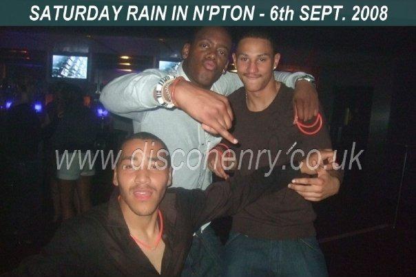 Nostalgic pictures from a '90p a drink' night out down Bridge Street 15 years ago