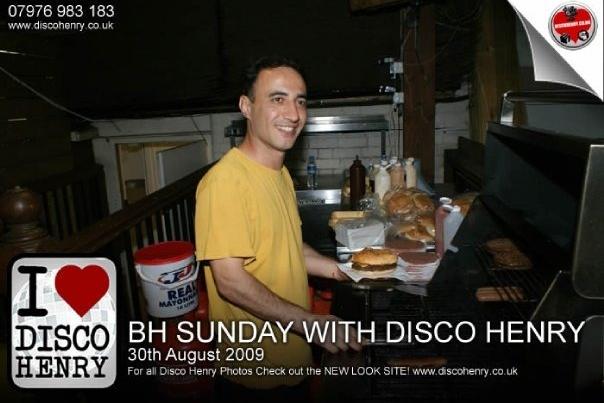 Nostalgic pictures from a night out down Bridge Street 14 years ago