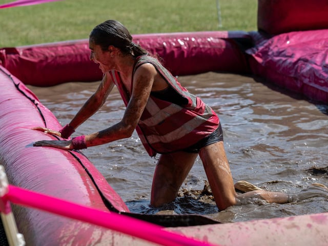 Runners taking part in the Pretty Muddy Race For Life at Abington Park in Northampton on Saturday, July, 11, 20026. Photo by David Jackson.