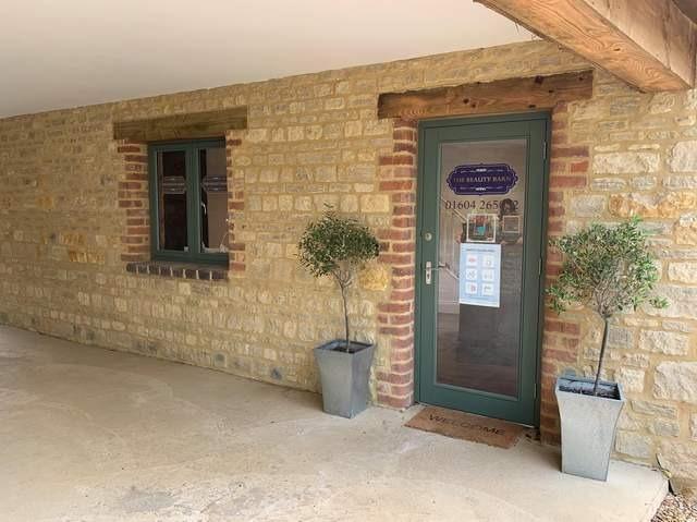 The Beauty Barn, Blisworth