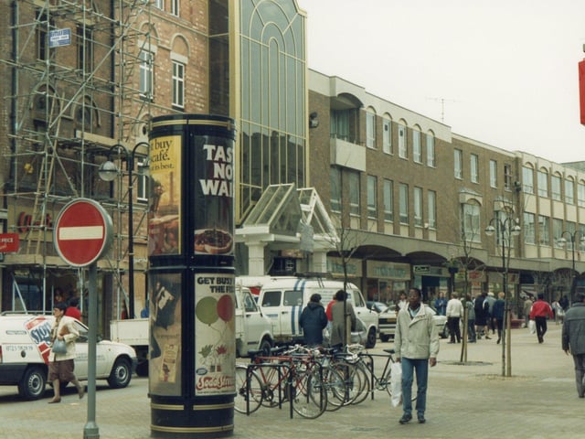 The street scene in Abington Street in 1989