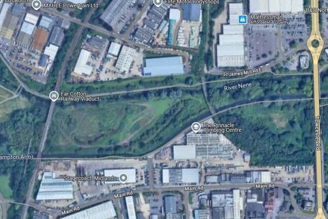 The incident happened on the Grand Union Canal towpath under the railway tracks.