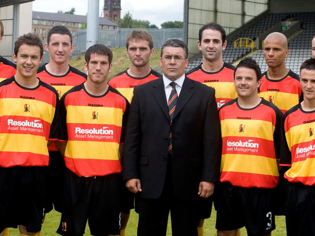 Ian McCall with his ten summer signings for Partick Thistle ahead of the 2007/08 season. It includes Gary Harkins, Liam Buchanan, Gordon Lennon and Stevie Murray.