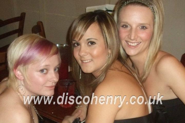 Nostalgic photos from a summer night out in town 17 years ago