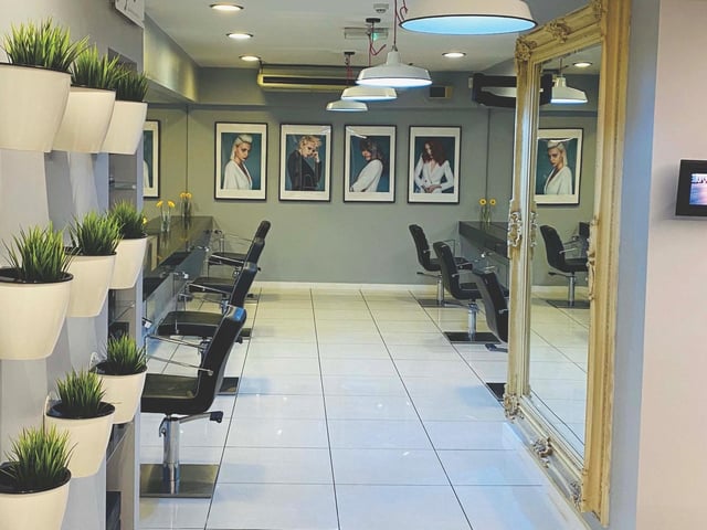 4.8 stars based on 156 Google reviews. Location: 1 St Edmund’s Street, Town Centre.