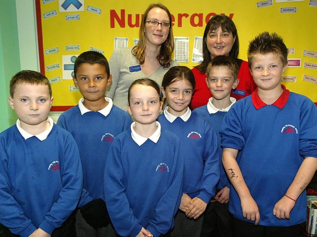 Hopping Hill Primary School. Pictured: Helen McDonald, year five teacher and Sam Phillips, year five teacher and head of key stage two, with pupils in one of the new classrooms.