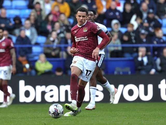 Not how he would have wanted his 200th game to go. Covered a lot of ground in the middle but that was more out of necessity than anything else as Bolton ripped through Town's midfield throughout the first half. Improved considerably from about 35 minutes on though and was one of the better performers... 7