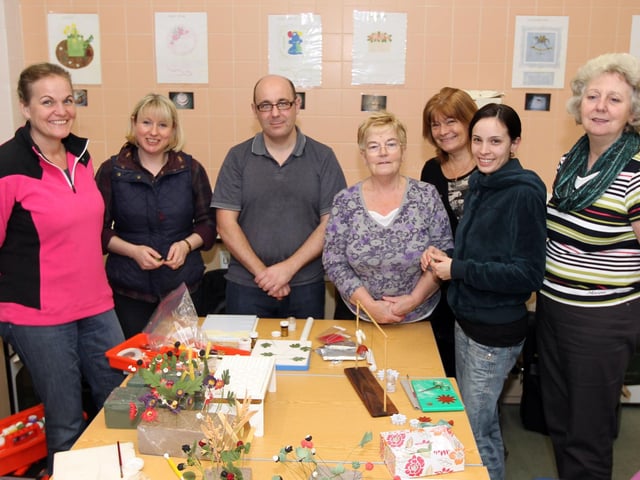 Campion School, Bugbrooke. Cake decoration teacher Stephen Watson and his class making flowers and fruit out of sugar paste. L-R Sarah Cornick, Liz Beber, Stephen Watson, Pearl Luscombe, June Davies, Sarah Cannata and Anne Lightfoot.