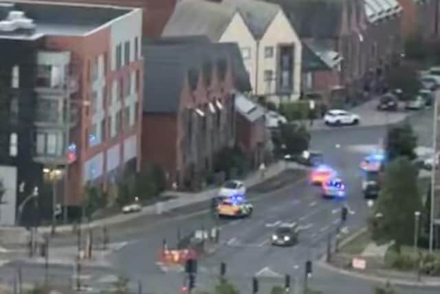 The pilot of the Roofcare balloon 'Flying Roofer' @HCusden who had taken off from the Northampton Balloon Festival at the Racecourse early on Sunday morning captured the moment police sped down High Street, Upton, during the car chase