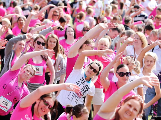 2015 - Start of the 10k Race for Life at Abington Park, Northampton.