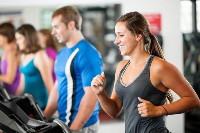 People running on treadmills